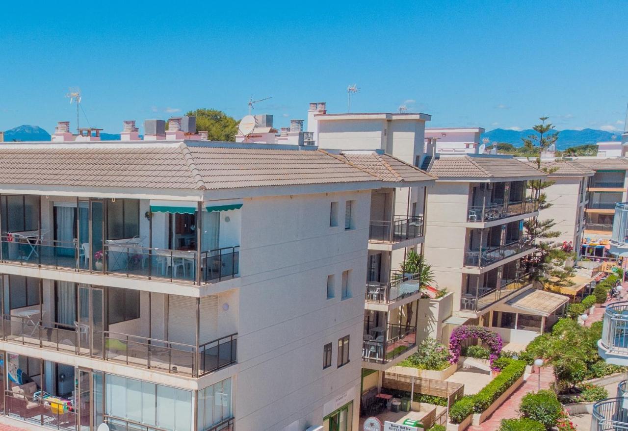 Apartamentos Turisticos Augustus Cambrils Kültér fotó