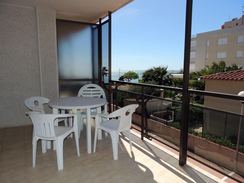 Apartamentos Turisticos Augustus Cambrils Kültér fotó