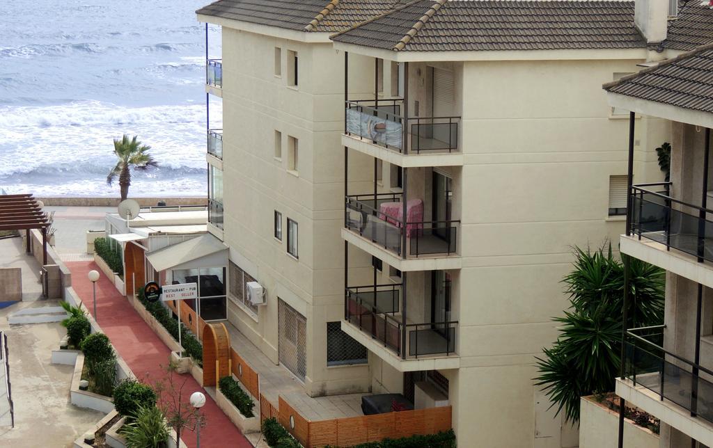 Apartamentos Turisticos Augustus Cambrils Kültér fotó