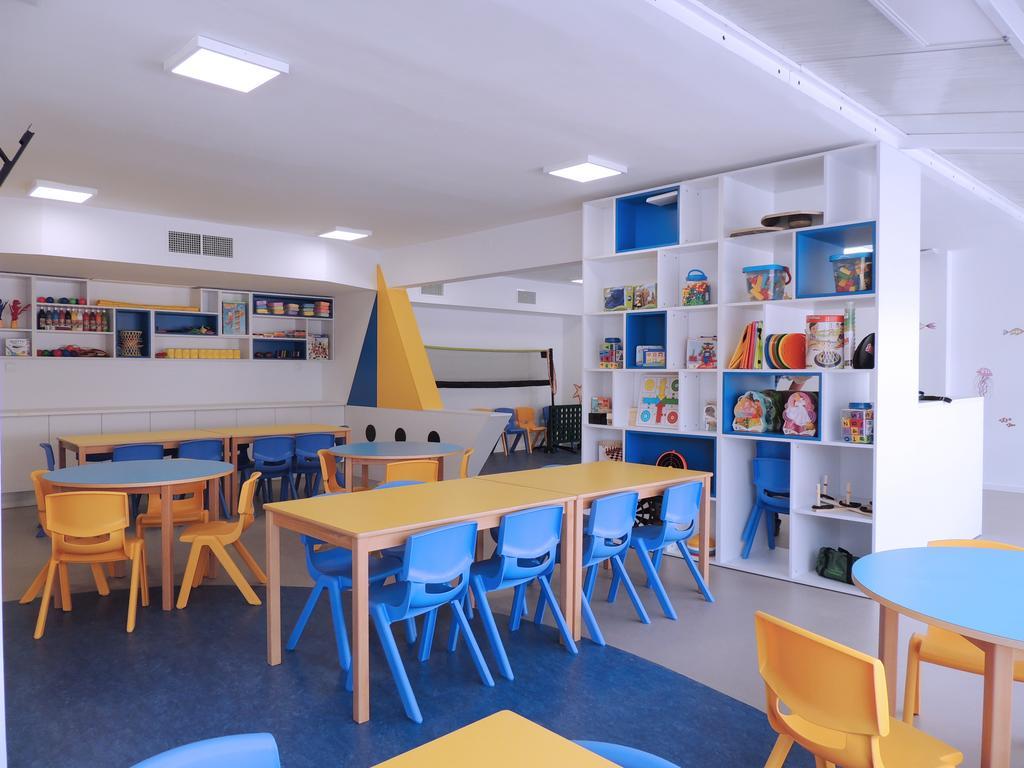 Apartamentos Turisticos Augustus Cambrils Kültér fotó