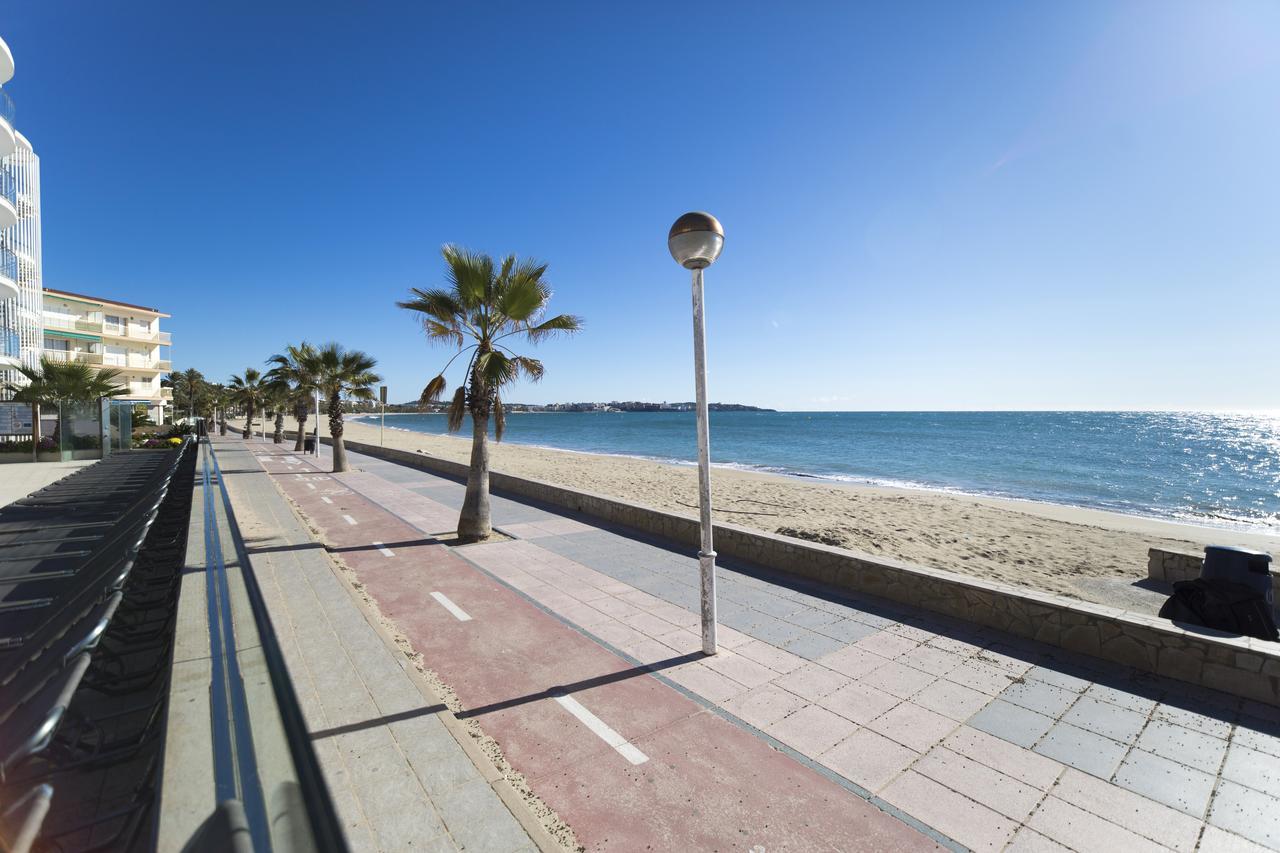 Apartamentos Turisticos Augustus Cambrils Kültér fotó