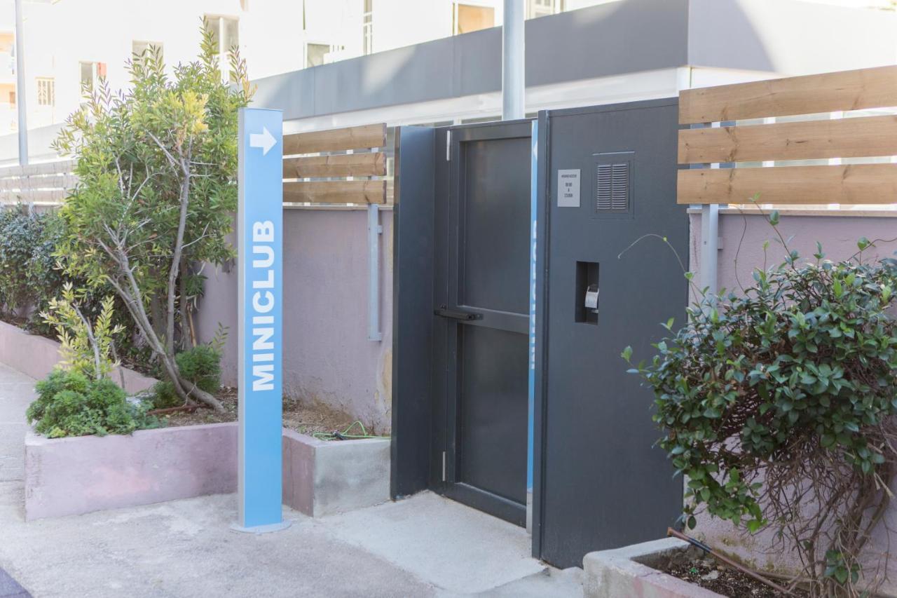 Apartamentos Turisticos Augustus Cambrils Kültér fotó