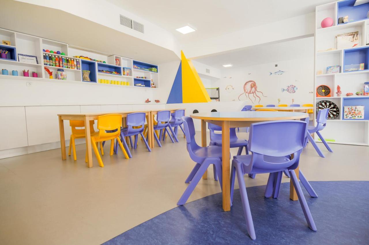Apartamentos Turisticos Augustus Cambrils Kültér fotó