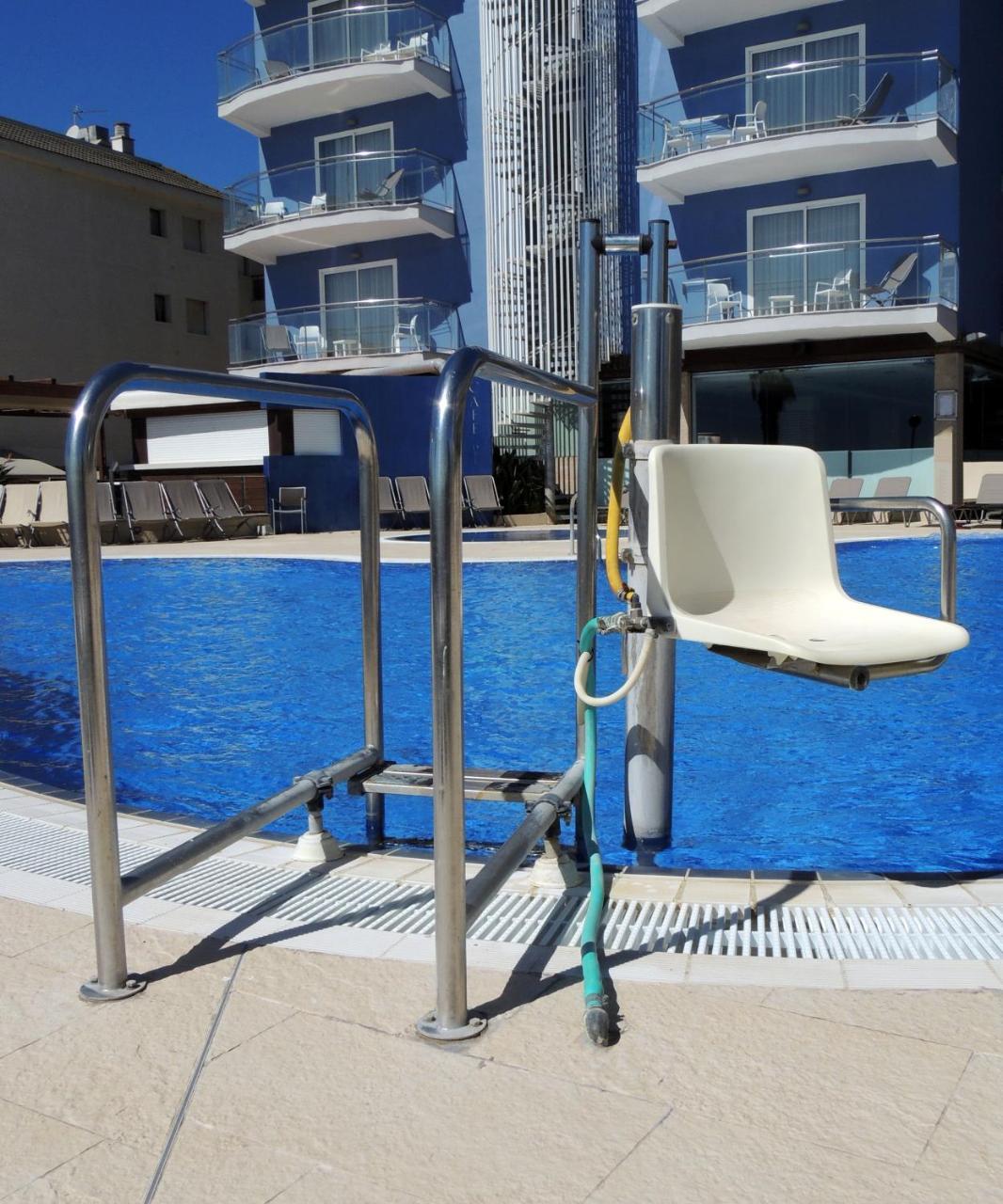 Apartamentos Turisticos Augustus Cambrils Kültér fotó
